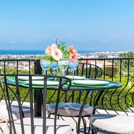 Amazing Sea View -3 Bed Ground Floor Garden Διαμέρισμα