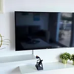Amazing Sea View -3 Bed Ground Floor Garden * Κερύνεια