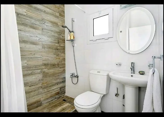 Amazing Sea View -3 Bed Ground Floor Garden 公寓 *